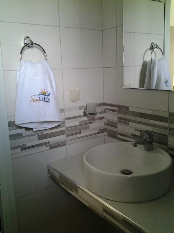 Sunelen Studios Vrasná Habitación foto